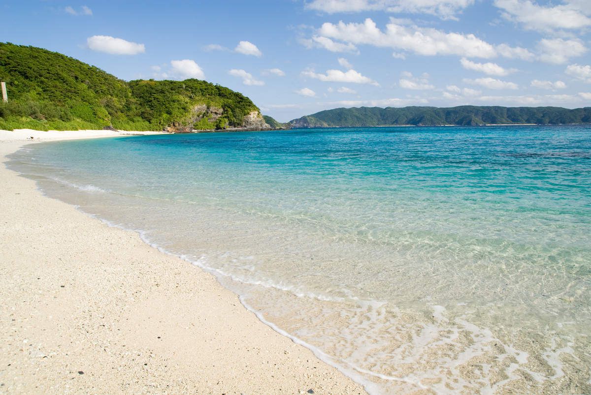 Photo par Hashi photo, CC BY 3.0 : Grâce aux sites d’e-commerce, les voyages vers des plages paradisiaques deviennent plus accessibles.